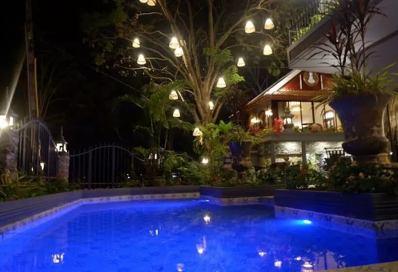 Lomakeskus Jungle Moon Boutique Homestay
