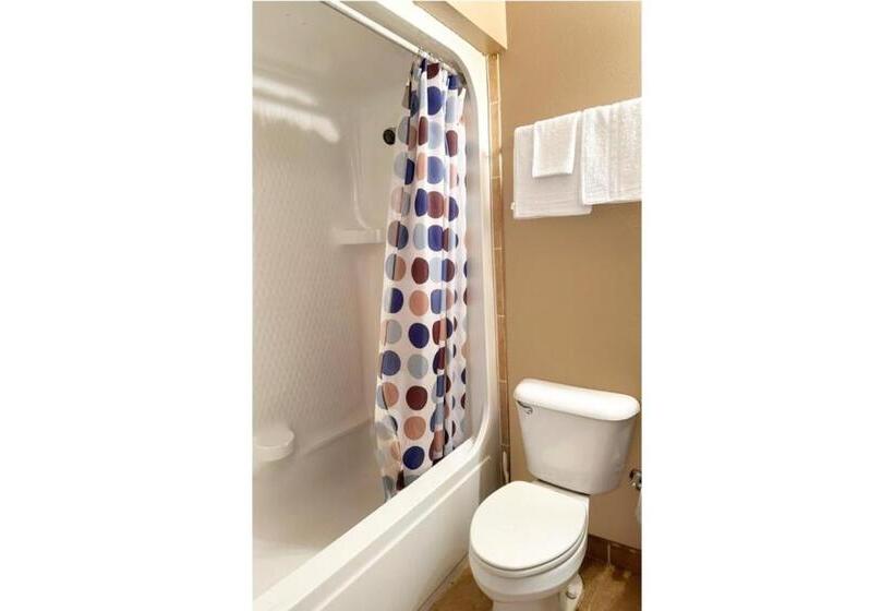 Sparta Seven Motel By Oyo Near Milledgeville