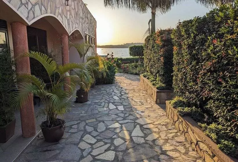 تختخواب و صبحانه Oslo Gardens