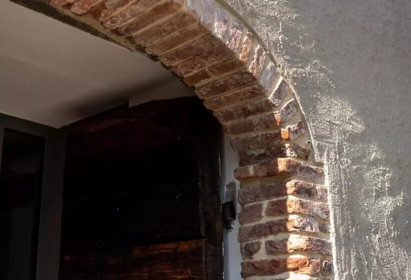 Aamiaismajoitus (B&B) R&b Al Lago