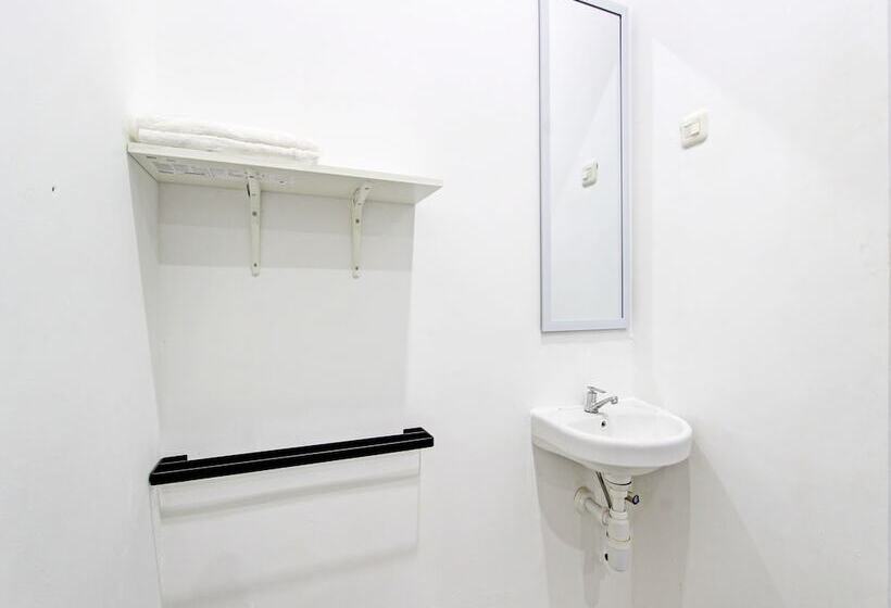 Collection O 93019 Ketemon Hotel & Resto