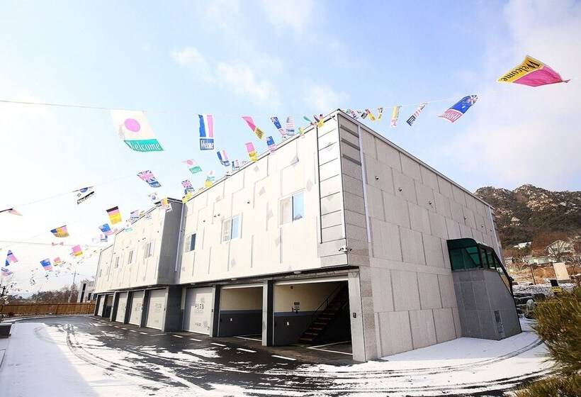 Hongseong Yongbongsan Hue Dream Motel