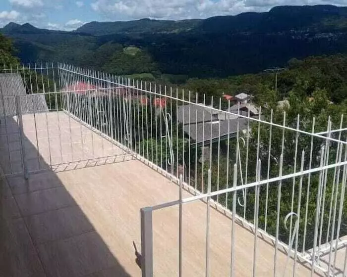 Hostelli Pousada Tradição