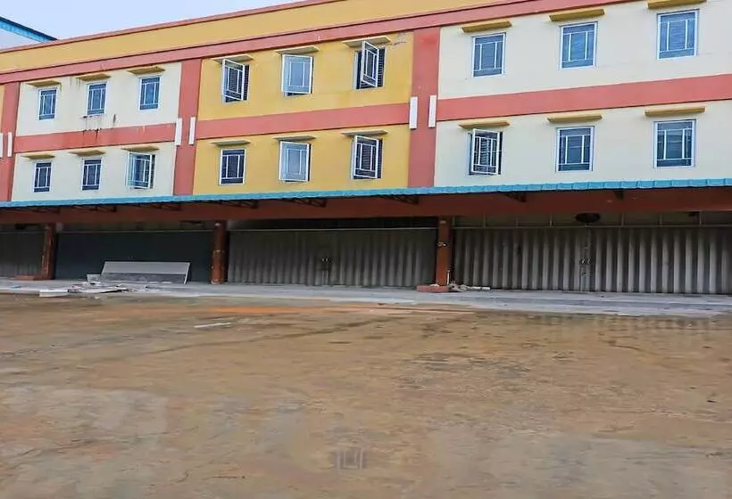 هتل Hasan House Syariah 2 By Oyo