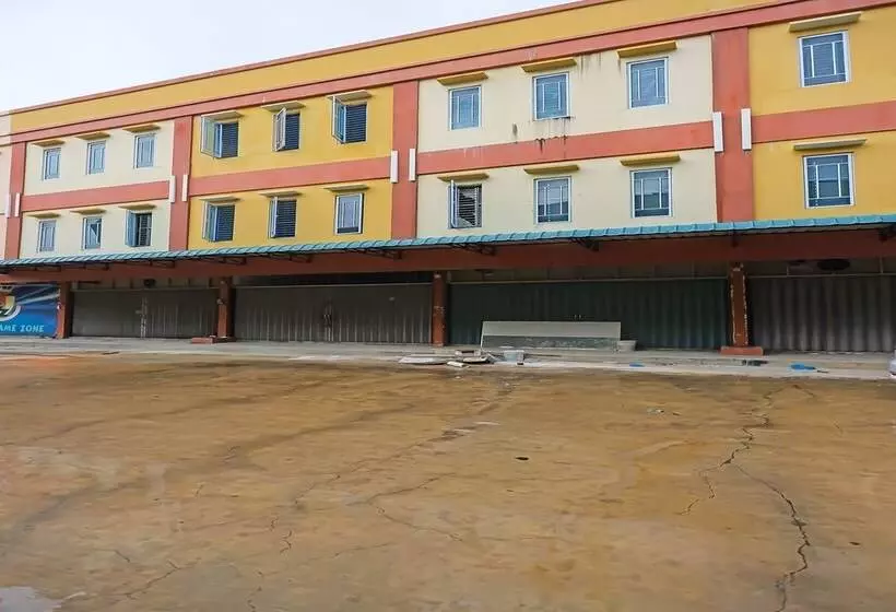 هتل Hasan House Syariah 2 By Oyo