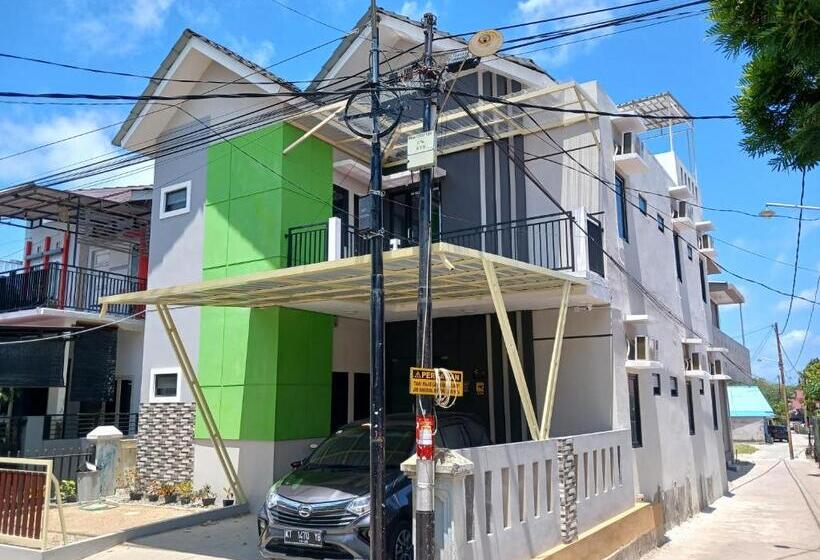 בית מלון כפרי Homy Stay Syariah By Oyo