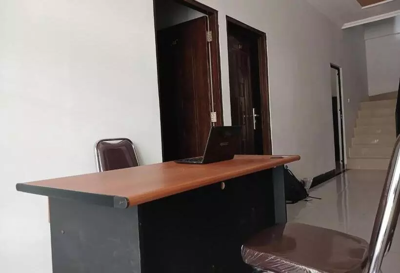 Hotelli Homy Stay Syariah By Oyo