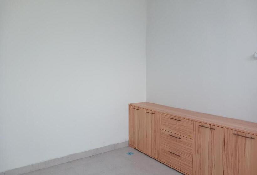 בית מלון כפרי Homy Stay Syariah By Oyo