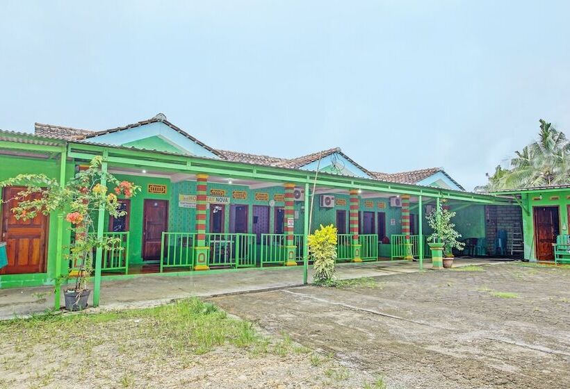 호텔 Nova Homestay By Oyo