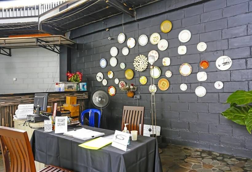 בית מלון כפרי Pondokan Nadita Homestay By Oyo