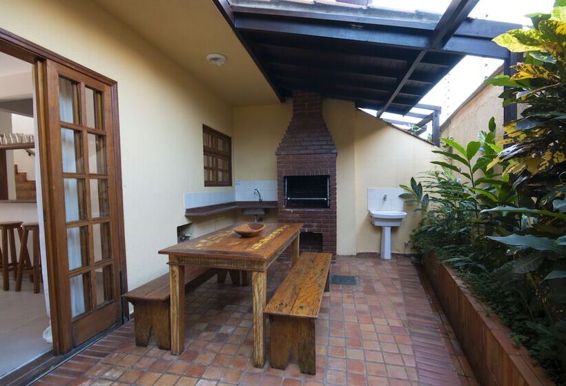 호텔 Residencial Santa Lucia