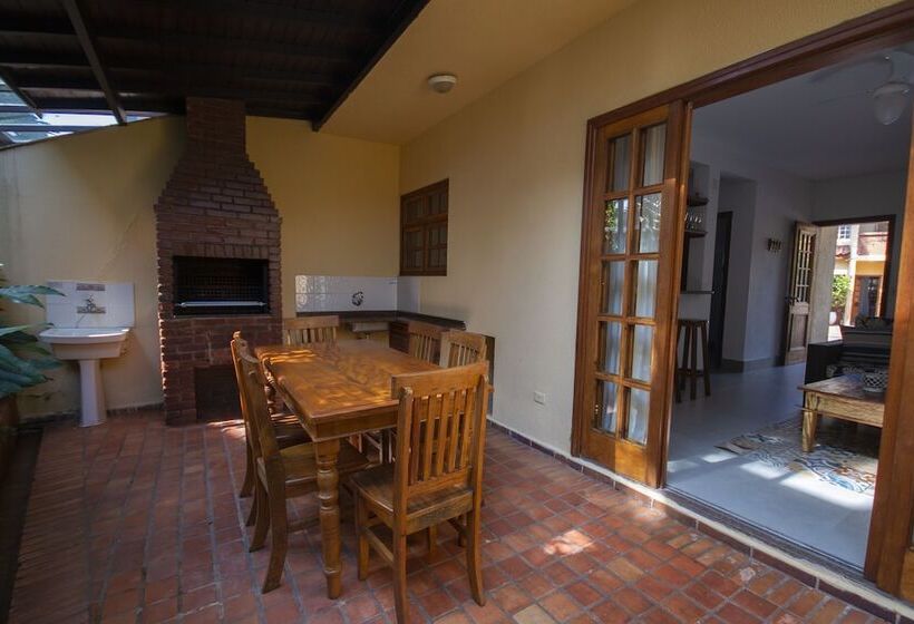 호텔 Residencial Santa Lucia