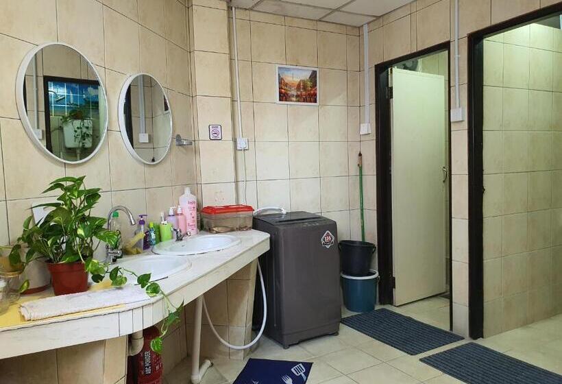 Hôtel Spot On 90856 Arriva Travellers