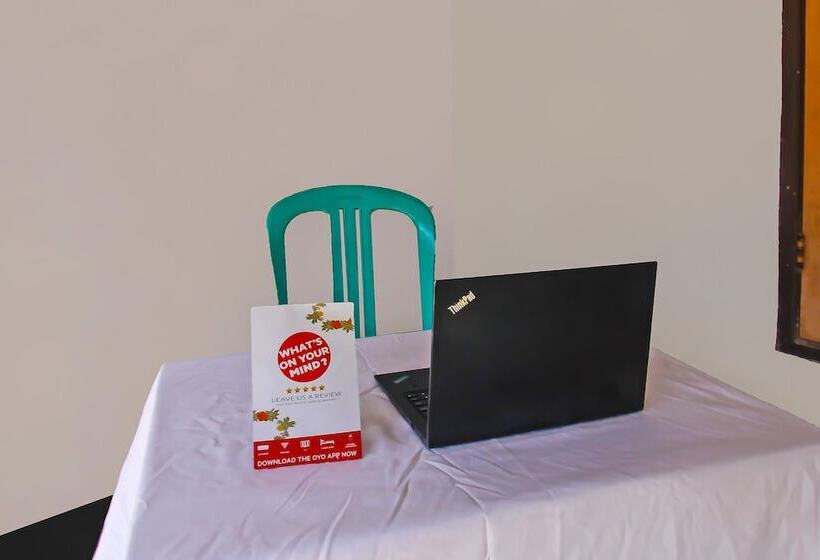 Отель Spot On 92507 Sukandi Homestay Near The Semeton Homestay