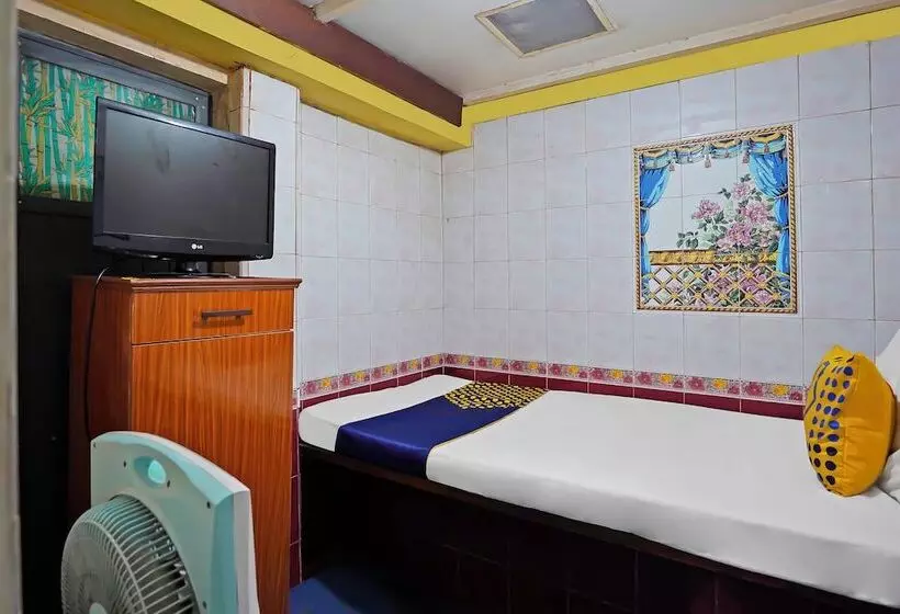 Hotelli Spot On 92651 Meir E Homestay Syariah