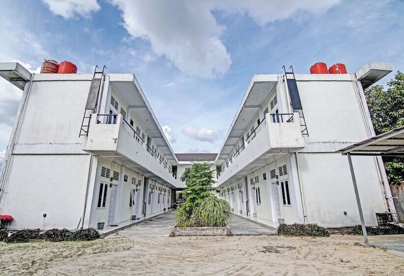 Отель Spot On 92671 Anugrah Jaya Syariah Near Sekolah Dasar Negeri 018 Desa Kubang Jaya