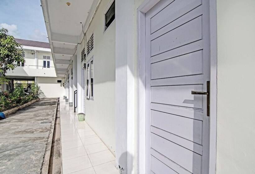 Отель Spot On 92671 Anugrah Jaya Syariah Near Sekolah Dasar Negeri 018 Desa Kubang Jaya