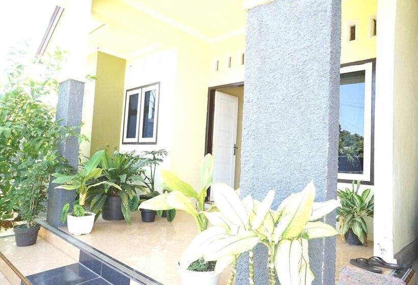 فندق Spot On 92992 Kost Amantu