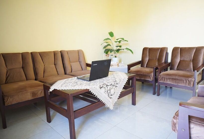 فندق Spot On 92992 Kost Amantu