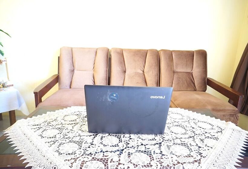 فندق Spot On 92992 Kost Amantu