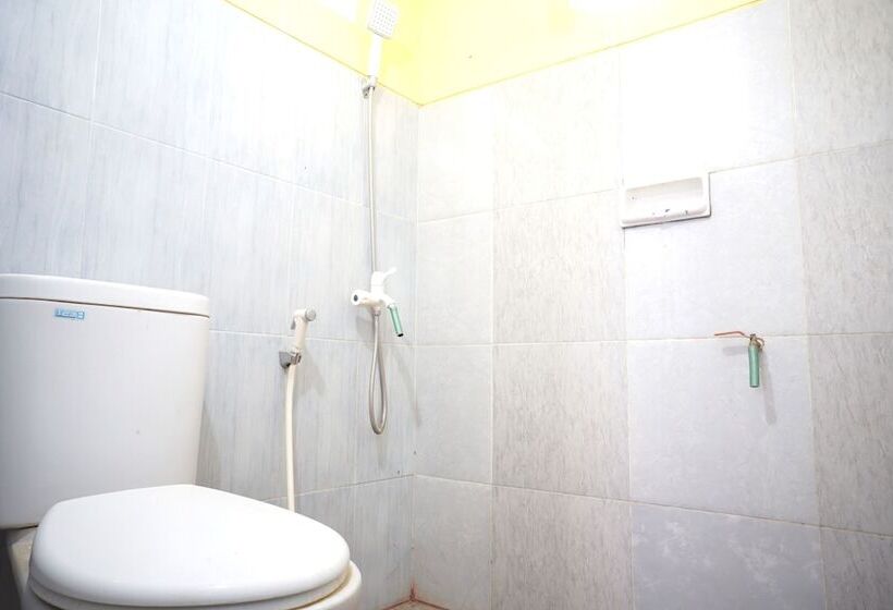 فندق Spot On 92992 Kost Amantu