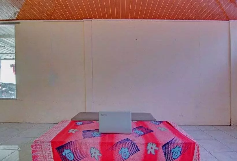 Hotelli Swakarya Guest House By Oyo