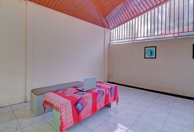 호텔 Swakarya Guest House By Oyo