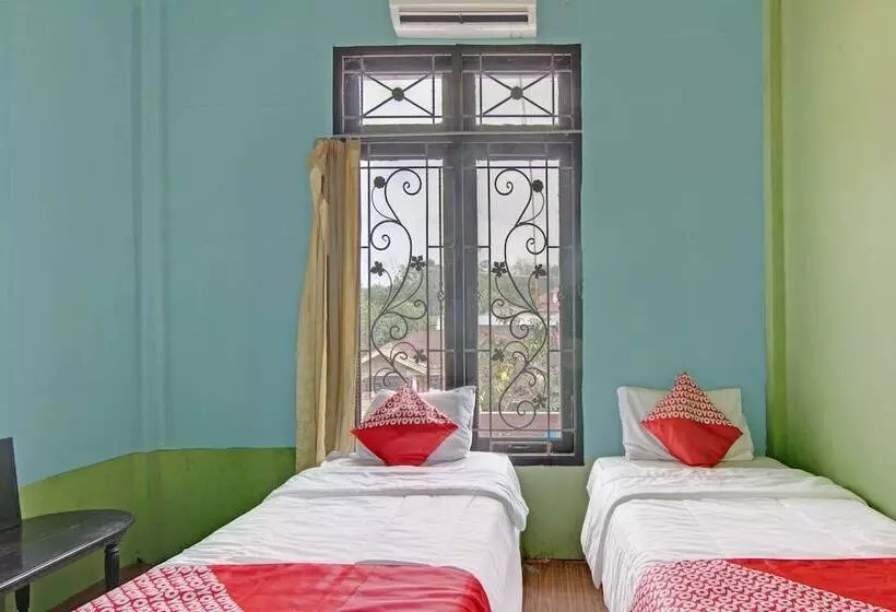 Hotelli Swakarya Guest House By Oyo