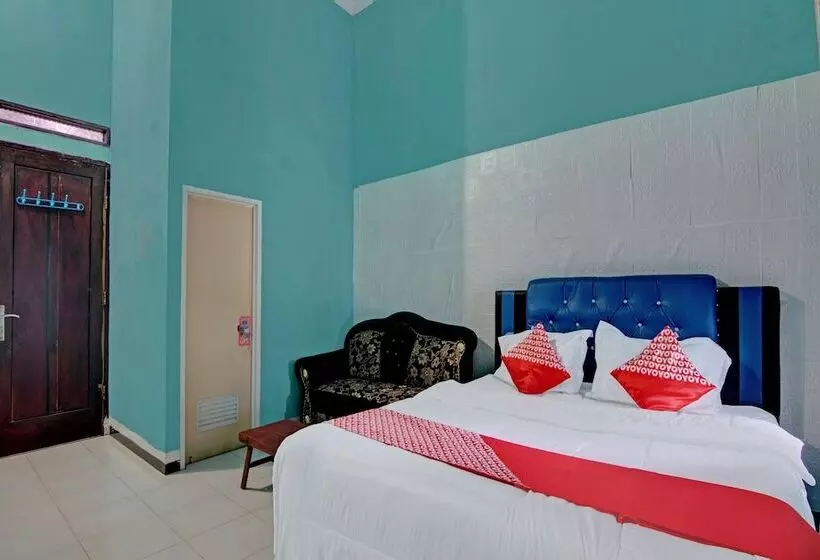 Hotelli Swakarya Guest House By Oyo