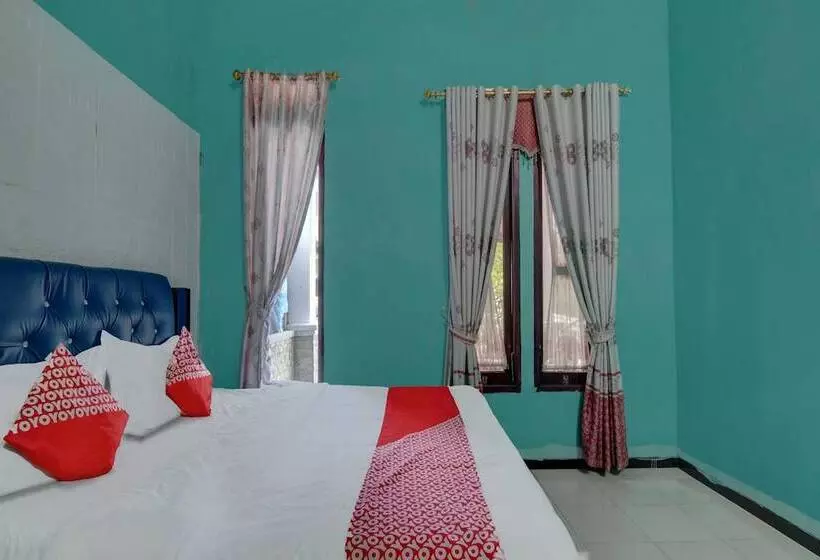 Hotelli Swakarya Guest House By Oyo