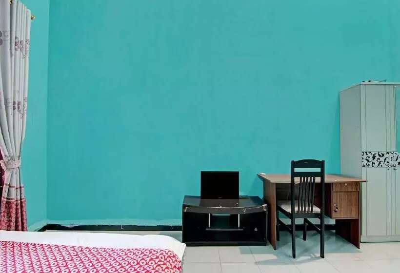 Hotelli Swakarya Guest House By Oyo