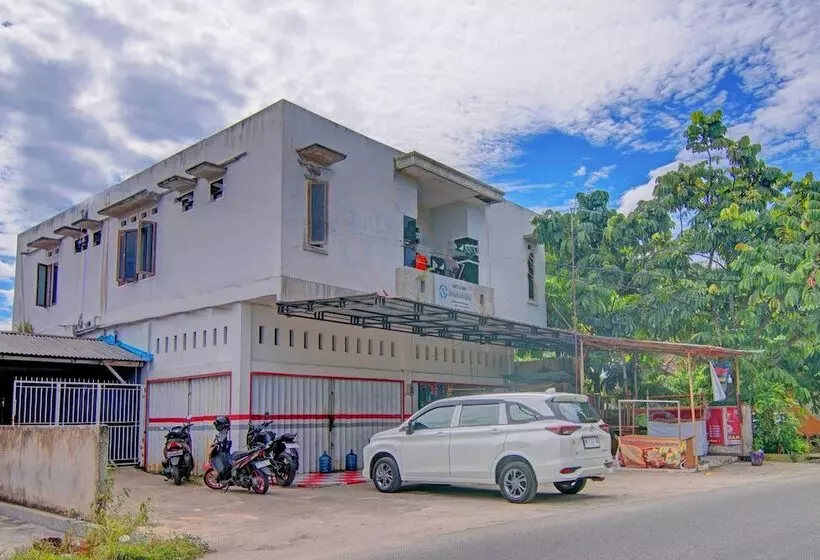 Hotelli Swakarya Guest House By Oyo