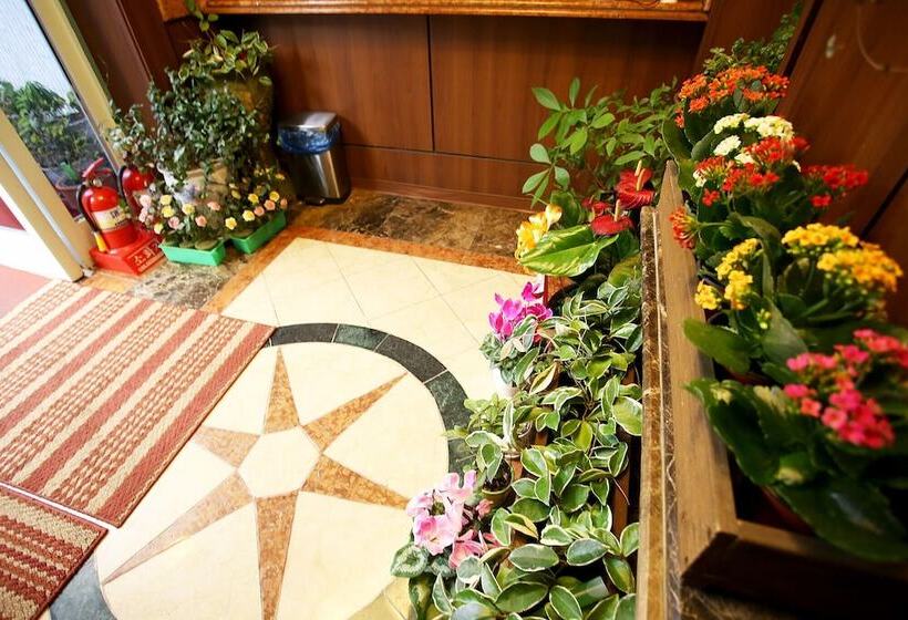 Motel Cheongpyeong Paradise