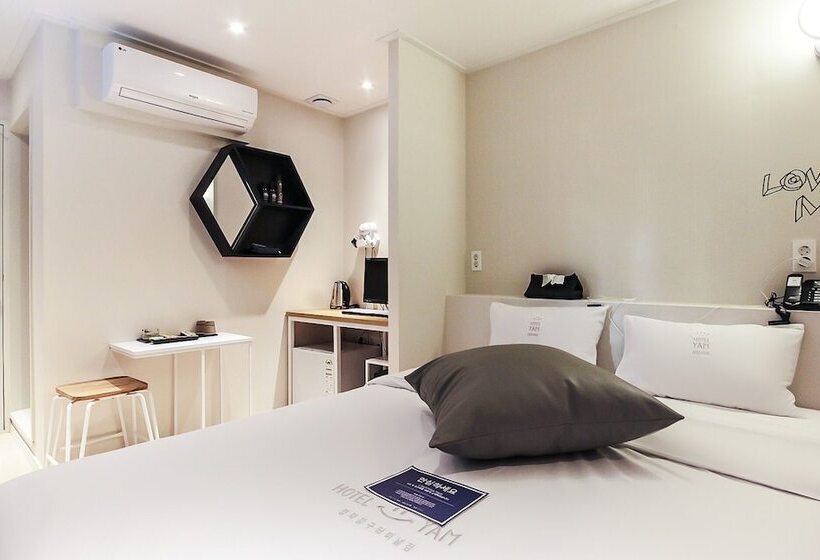 Motel Yeongdeok Ganggu Port Yam