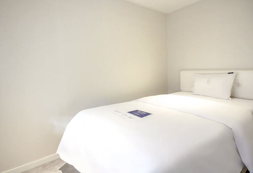 Motel Yeongdeok Ganggu Port Yam