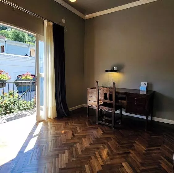 ペンション El Cerquero, Guest House