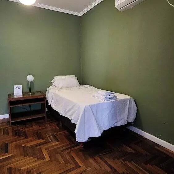ペンション El Cerquero, Guest House