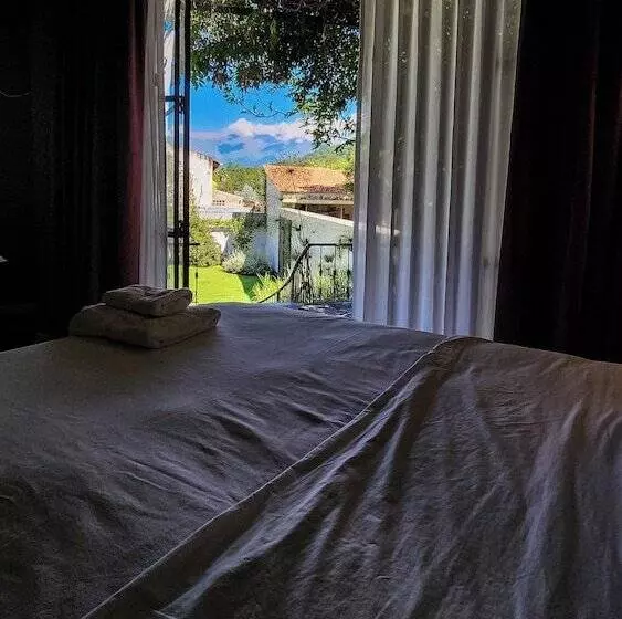 ペンション El Cerquero, Guest House