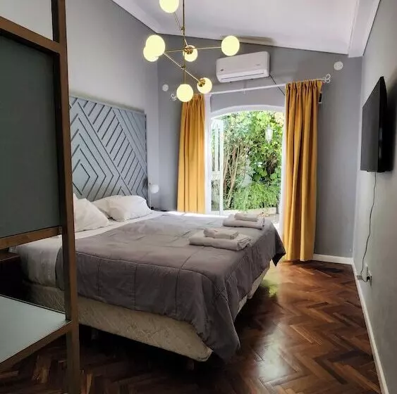 ペンション El Cerquero, Guest House