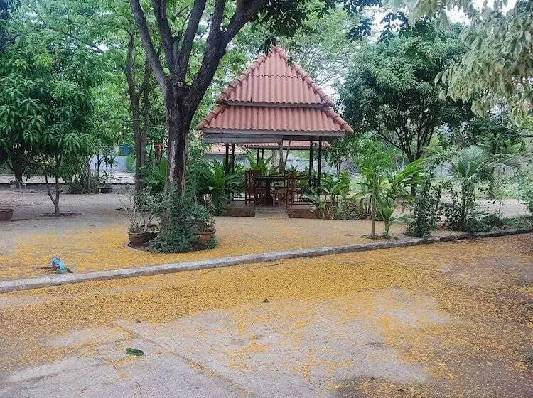 Majatalo Erawan Guesthouse