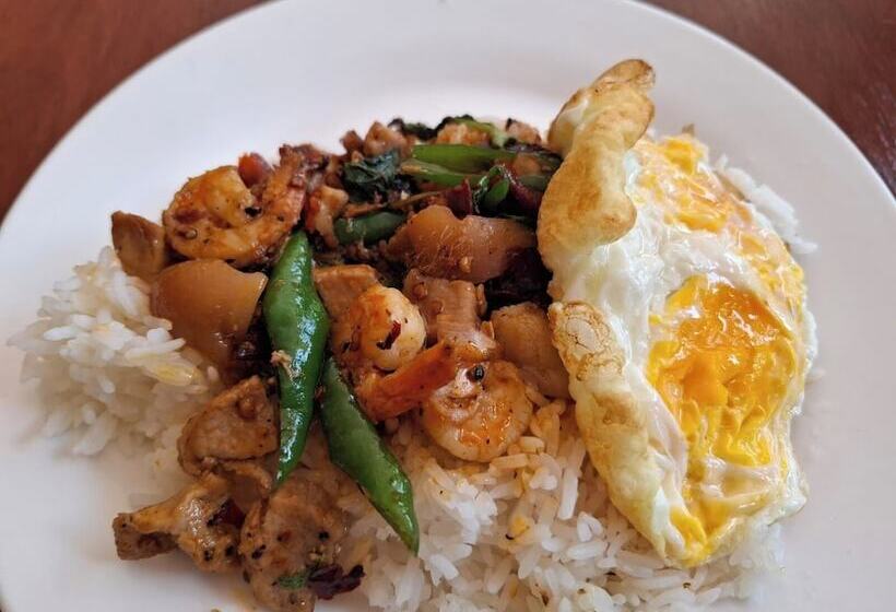 بنسيون Erawan Guesthouse