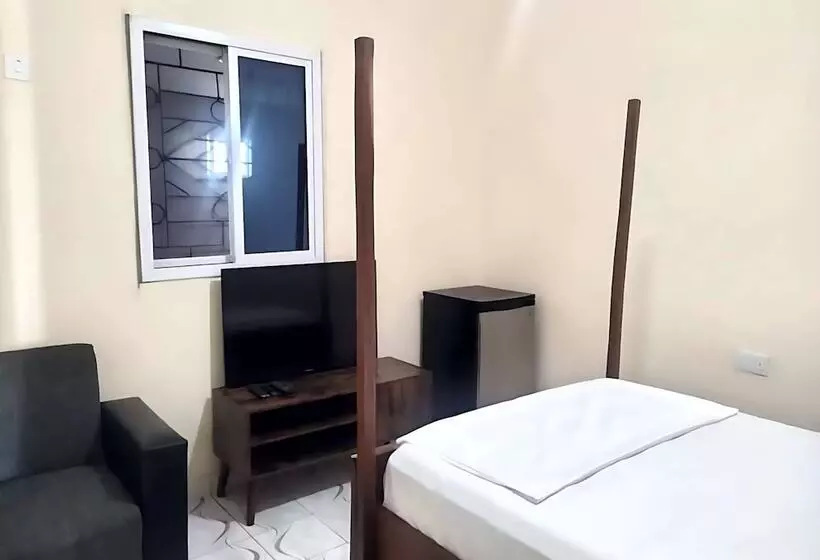 پانسیون Faith And Grace Guest House