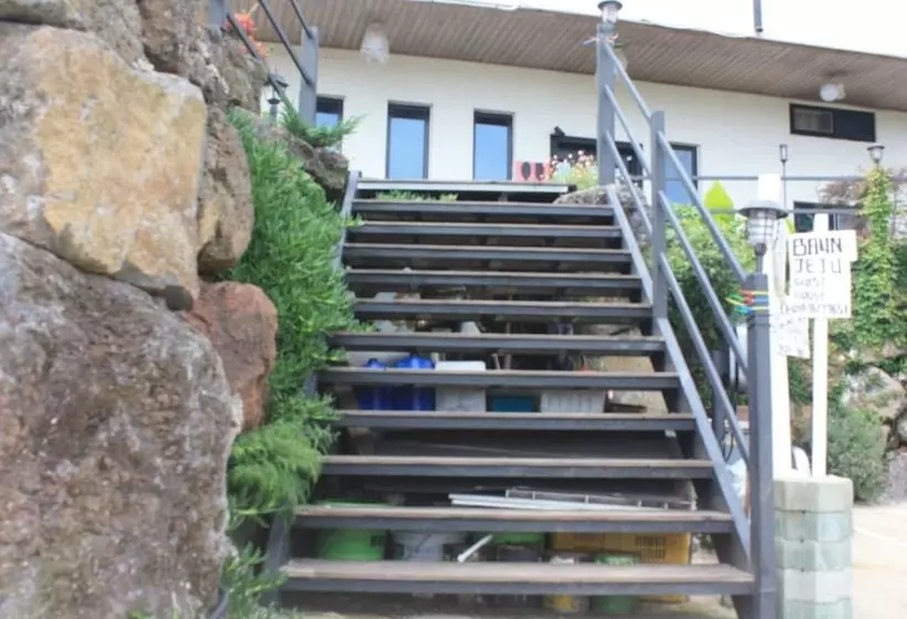 ペンション Jeju Baramuieondeok Guest House