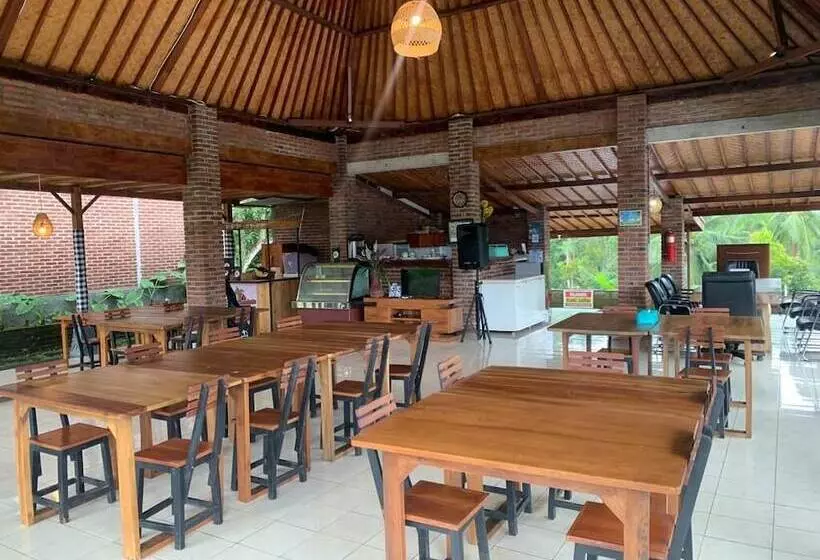 Majatalo Kampung Coklat Jembrana