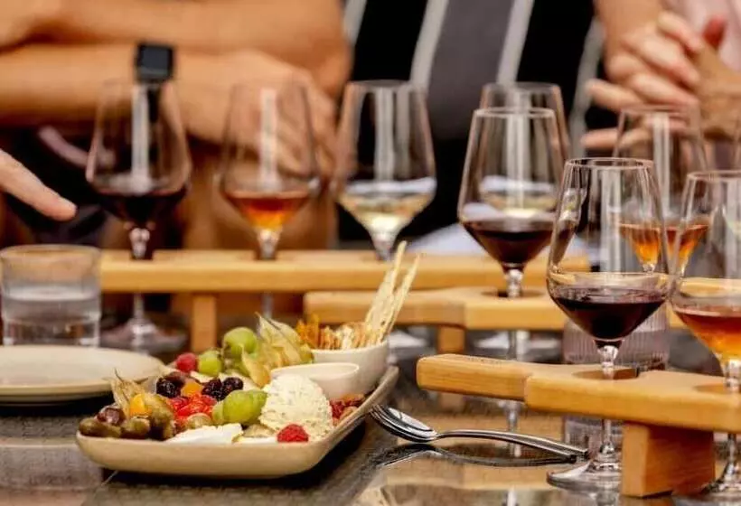 Rocklyn Inn Bed & Breakfast