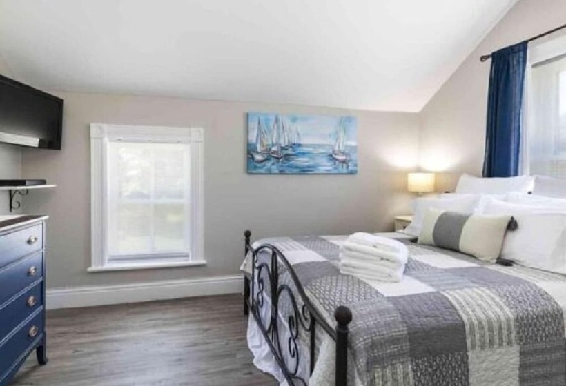 Rocklyn Inn Bed & Breakfast