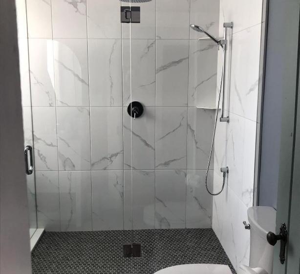 Rocklyn Inn Bed & Breakfast