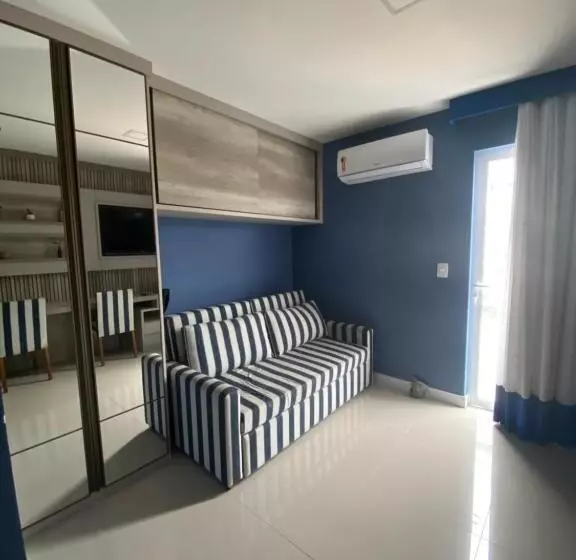 Em Cabo Frio Cond Royale   Av N S Assunção 239, Bairro Passagem   Un 229