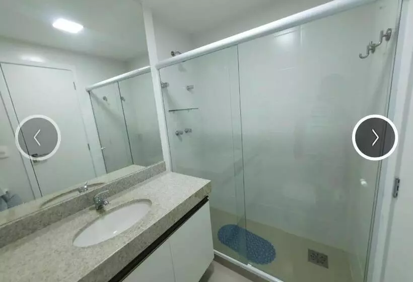 Em Cabo Frio Cond Royale   Av N S Assunção 239, Bairro Passagem   Un 229