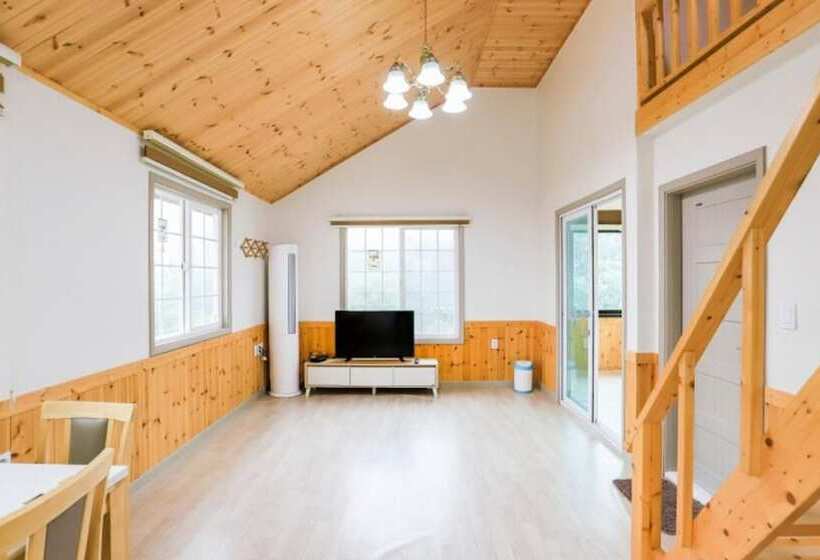 Sogeumgang Three Mountain Pension